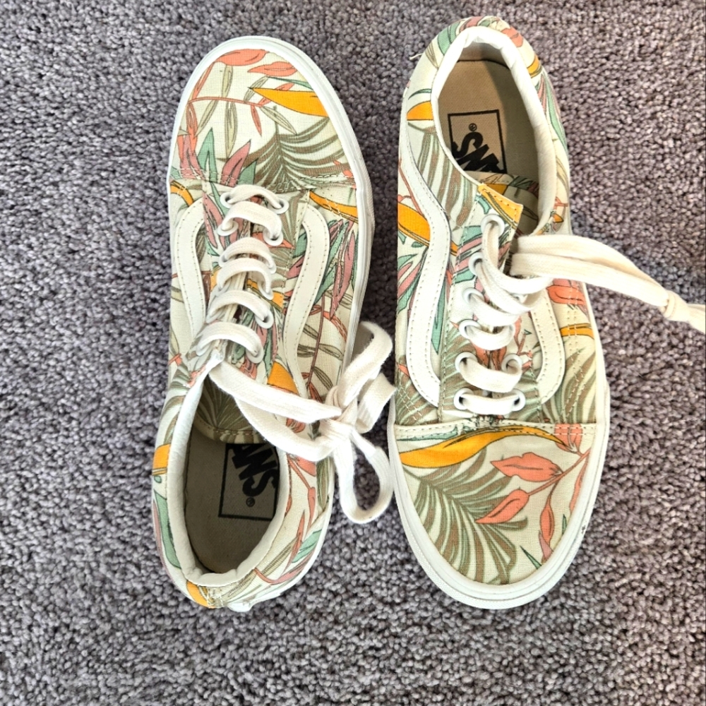 Vans Tropical Print Sneakers sz7.5